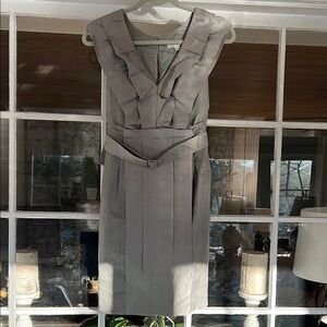 Elegant Gray Sleeveless Dress